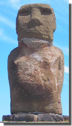 Moai am Ahu Riata